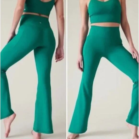 ATHLETA Salutation Stash Flare Pant Emerald Green Teal Sz L {I21} - Picture 1 of 5